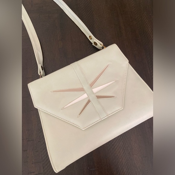 American Vintage Handbags - VTG 90s 80s Patent Leather Retro White Geometric Design Shoulder Purse